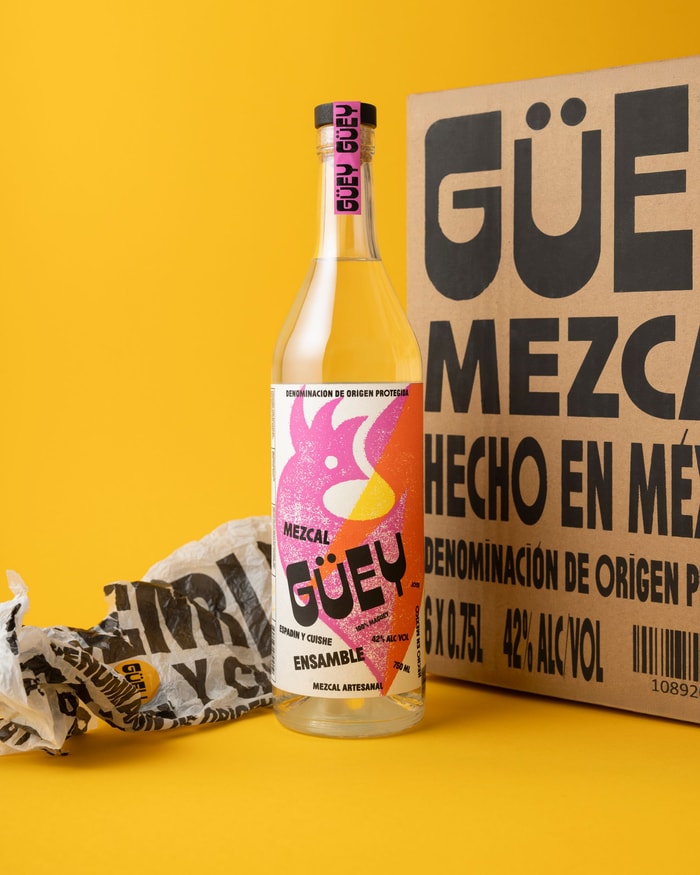 Mezcal Güey x noissue
