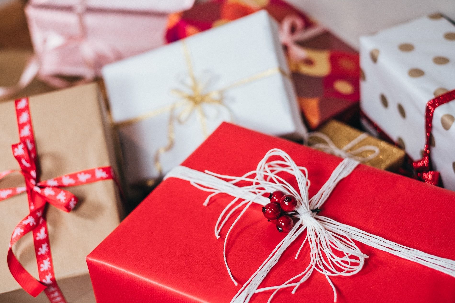 How To Design The Perfect Christmas Unboxing For The Holiday Season