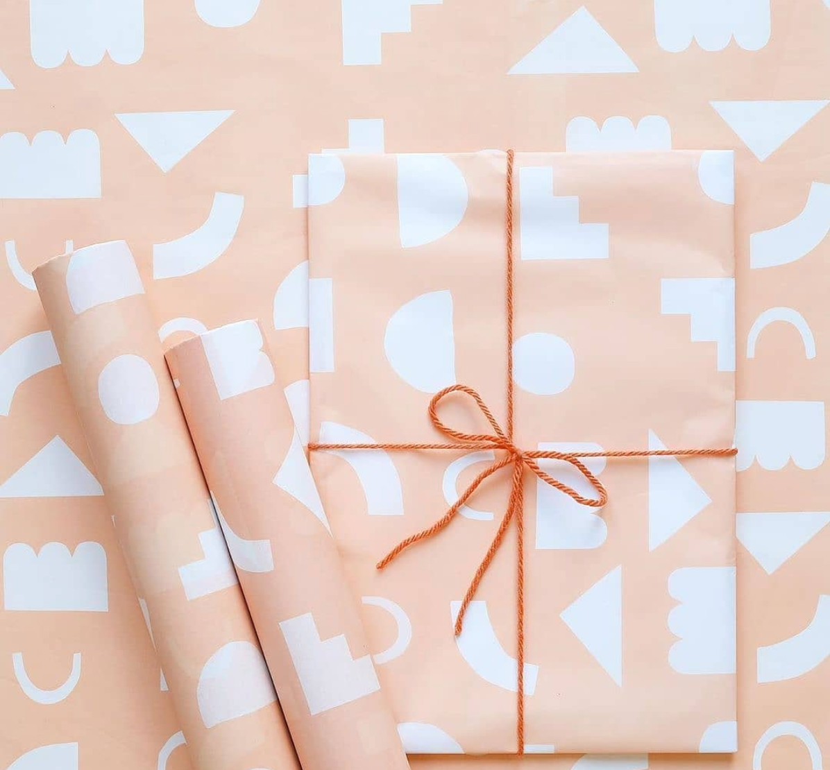 What Are the Benefits of Custom Food Wrapping Paper? - The Packaging Company