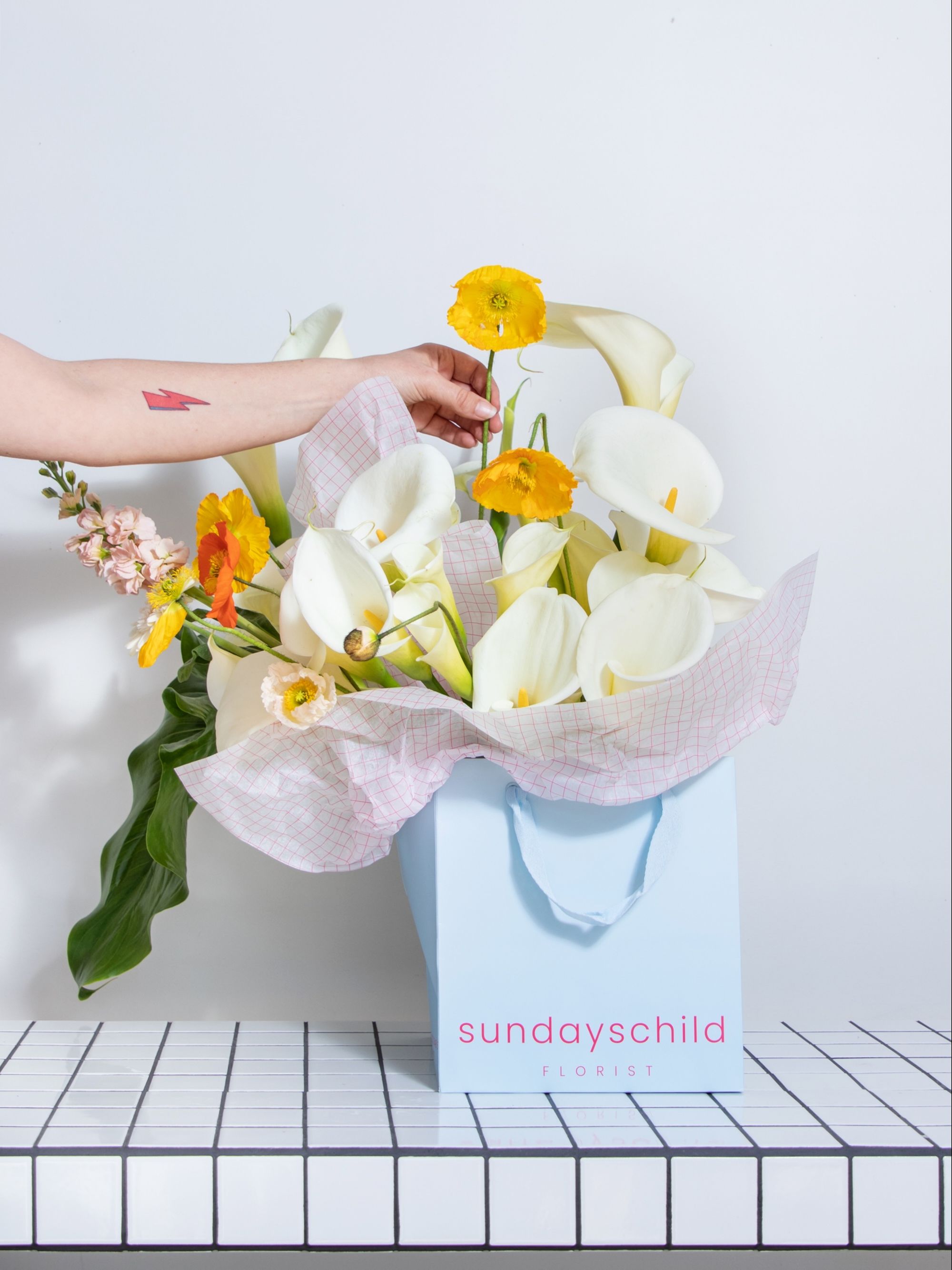Sundays Child Florist: Bouquets that Exude Love for Nature's Beauty
