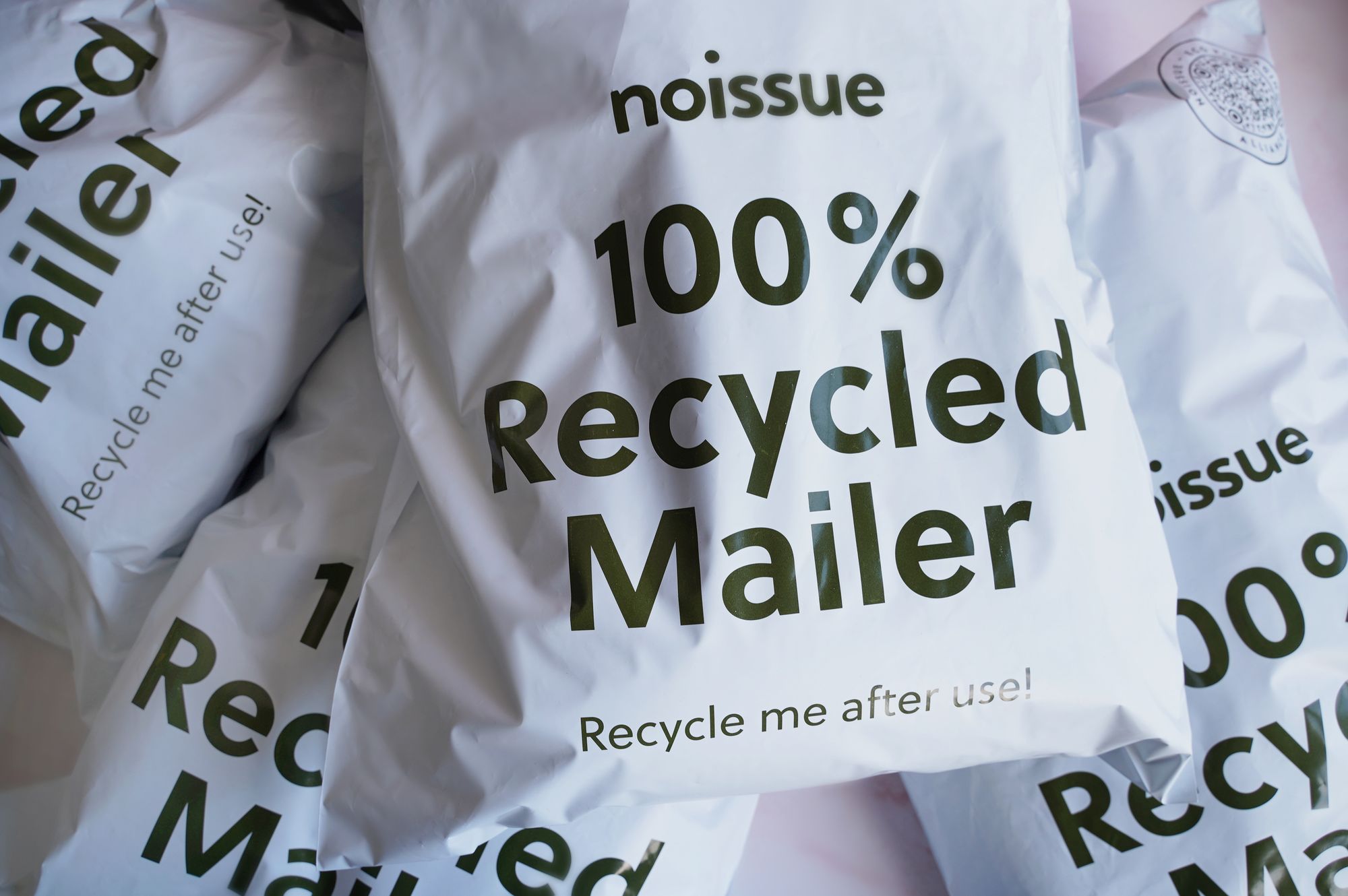 7 Benefits of the Materials Used to Create Recycled Grocery Bags