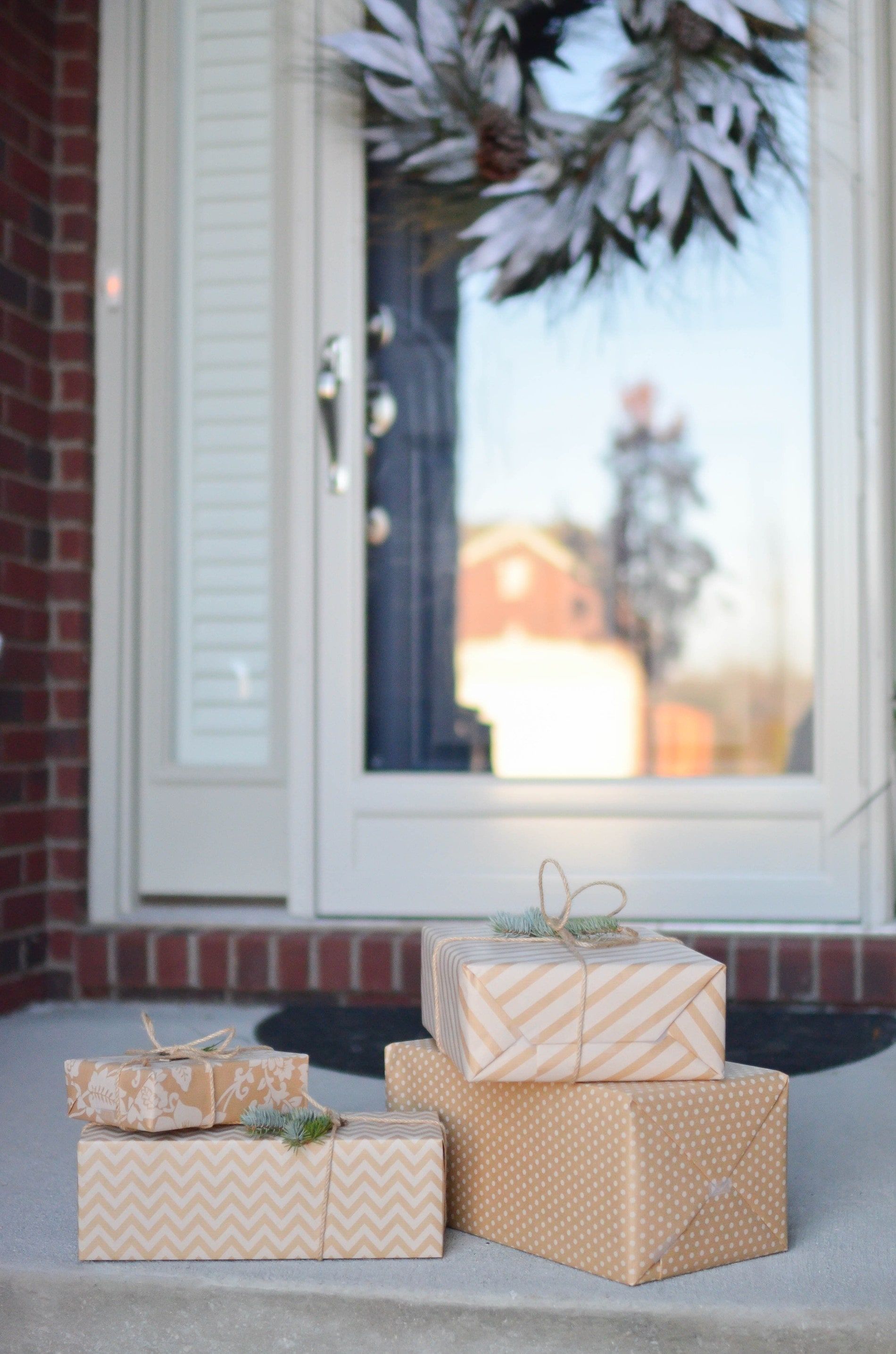 Sustainable Shipping: 8 Eco-Friendly Holiday Shipping Tips