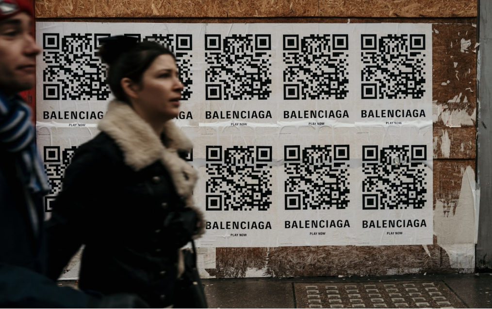 6 Ways to Superpower Your Fashion Brand’s Marketing with QR Codes