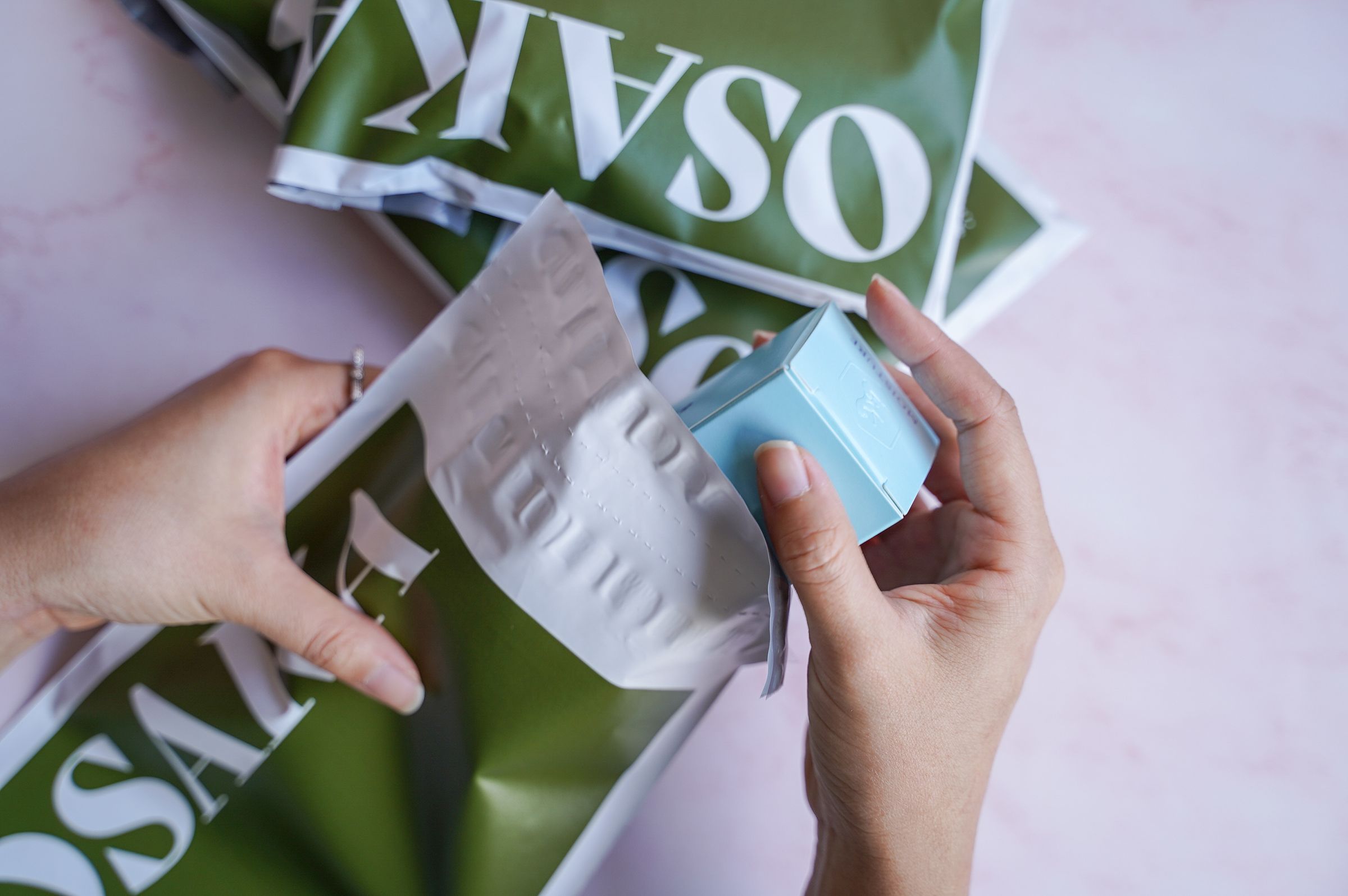 How to Ship Poly Mailers in the United States